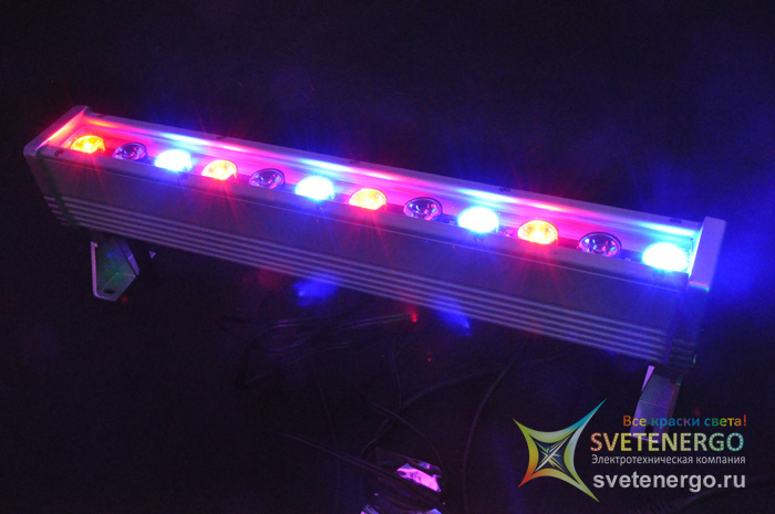 Прожектор светодиодный LED vivid linear wash, 1200 мм, RGB
